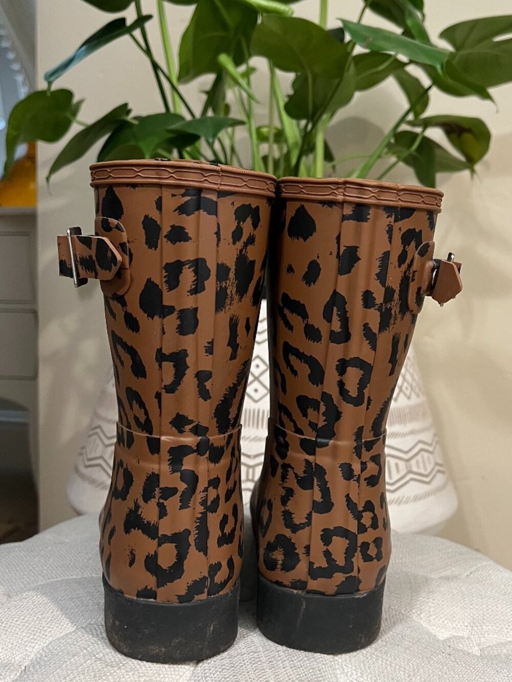 Hunter Rain Boots Size 7 - Picture 3 of 6